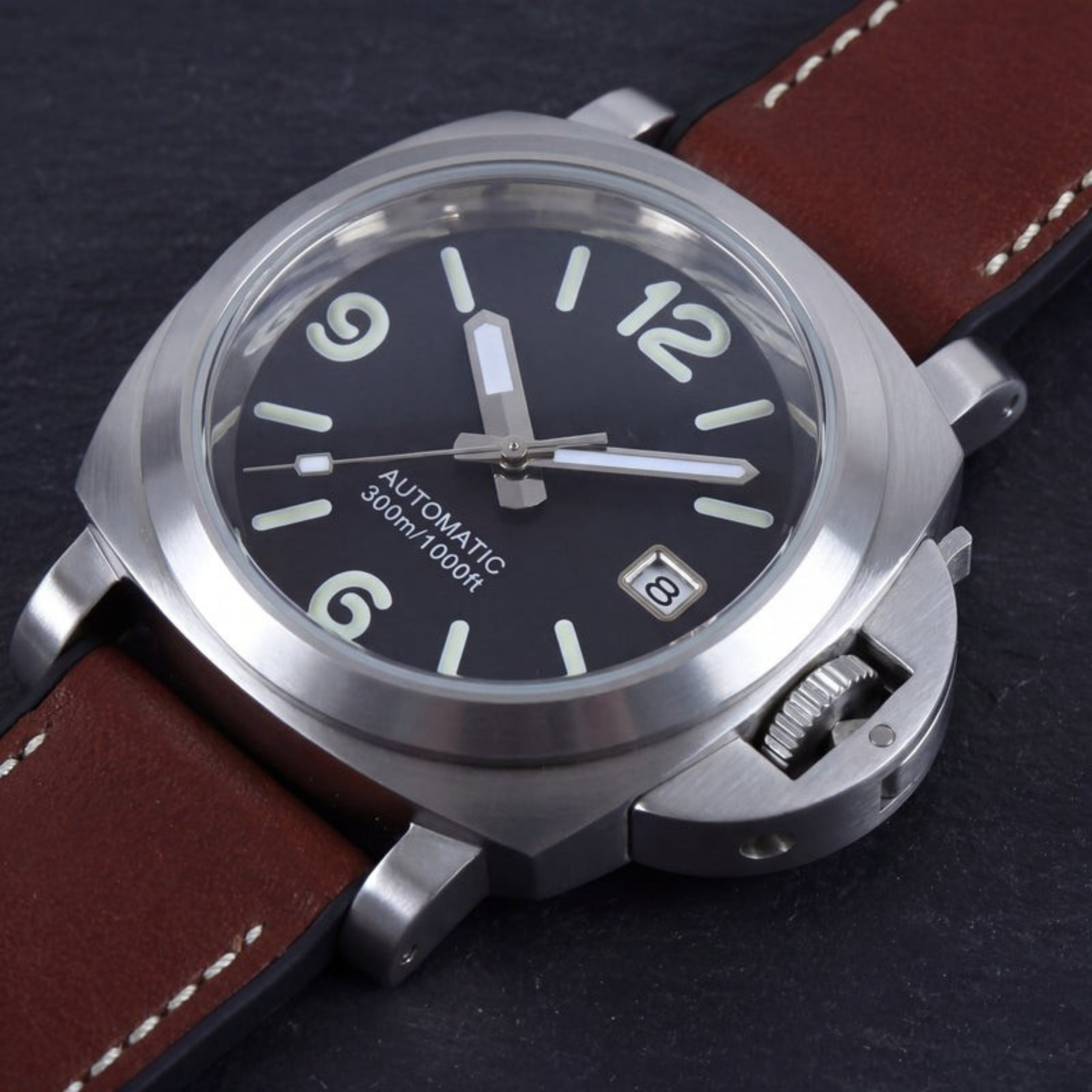 Essentia  | Brown Leather