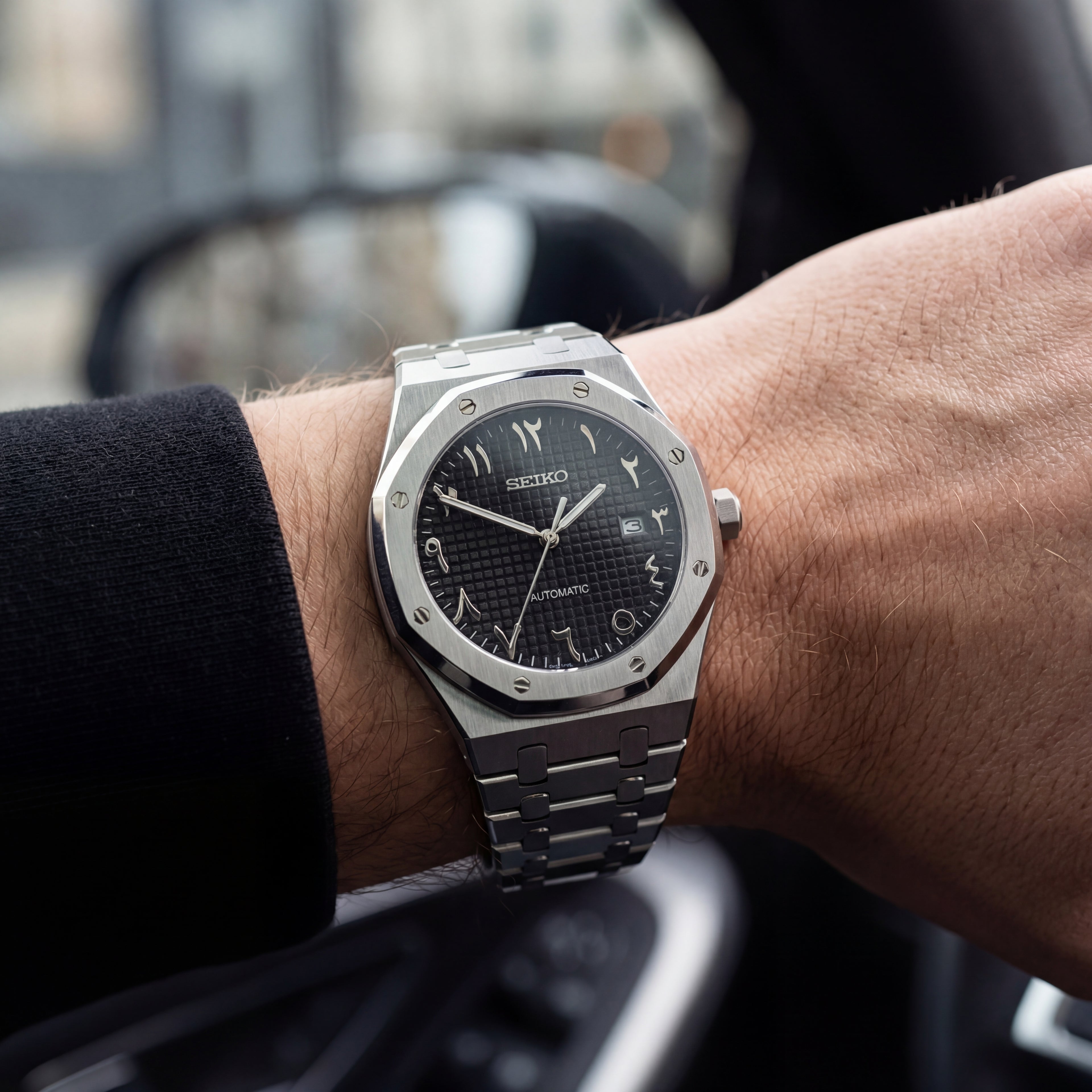 Royal Seikoak | Arabic Black